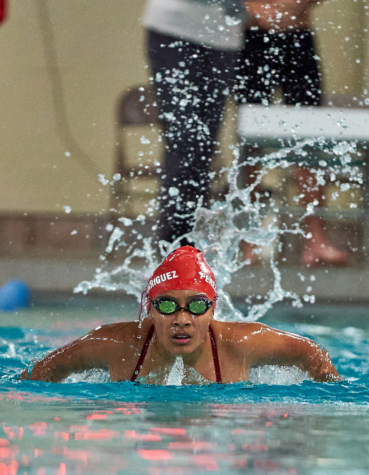 191212 FHS SWIM 10.jpg
